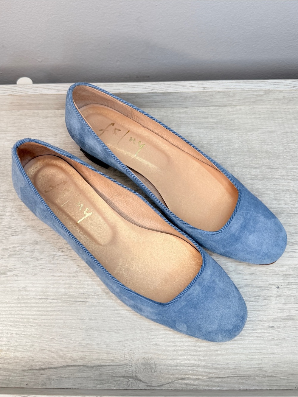 French Sole fs/ny light blue suede black block heel size 6 - Picture 12 of 12